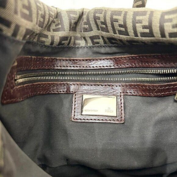 Authentic FENDI Mamma Zucca Zucchino Bucket Baguette Tan Gold Flap Bag Purse - Picture 13 of 15